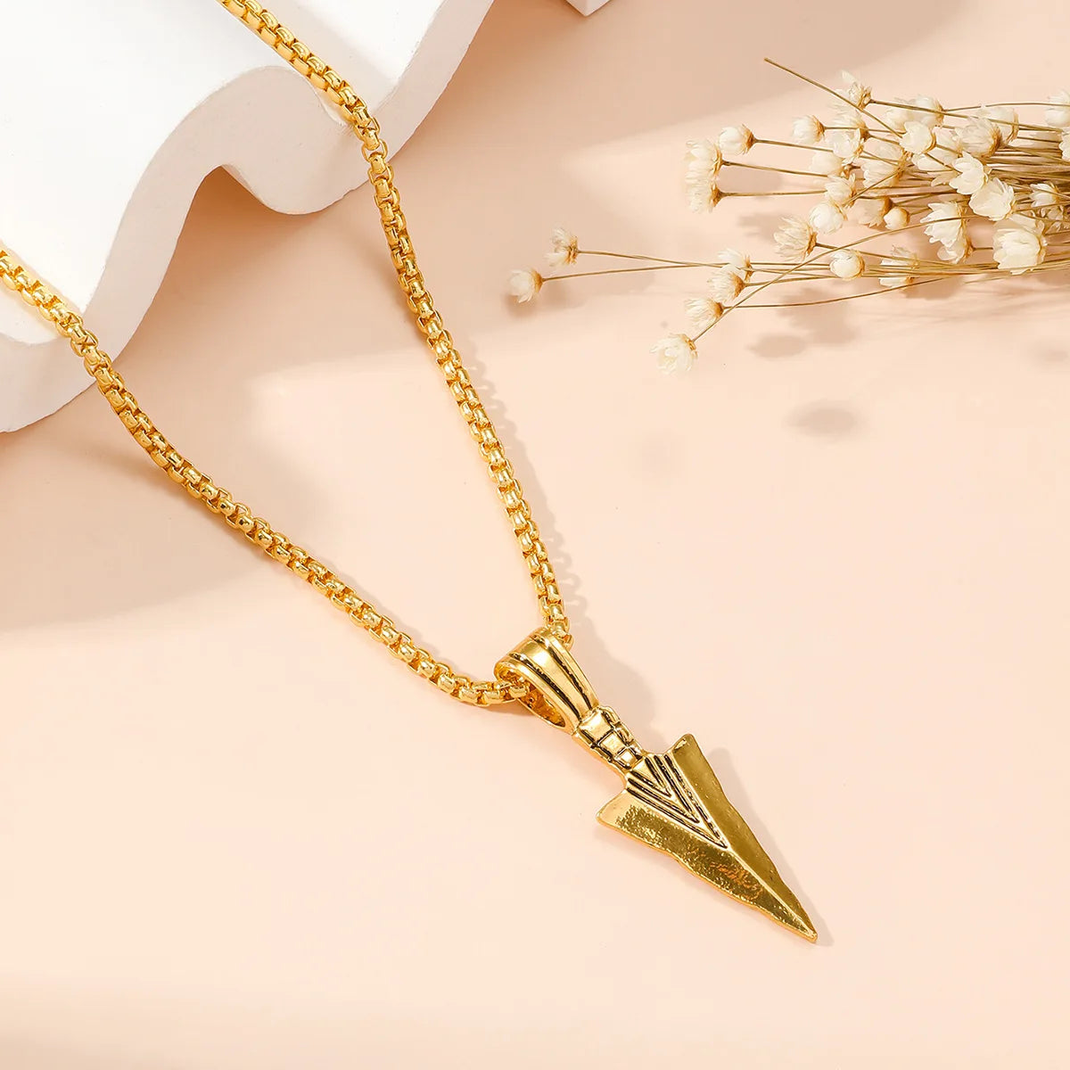 1 Women's European And American Trendy Small Arrow Pendant Necklace For Outdoor Travel Parties And Holiday Gifts High Quality