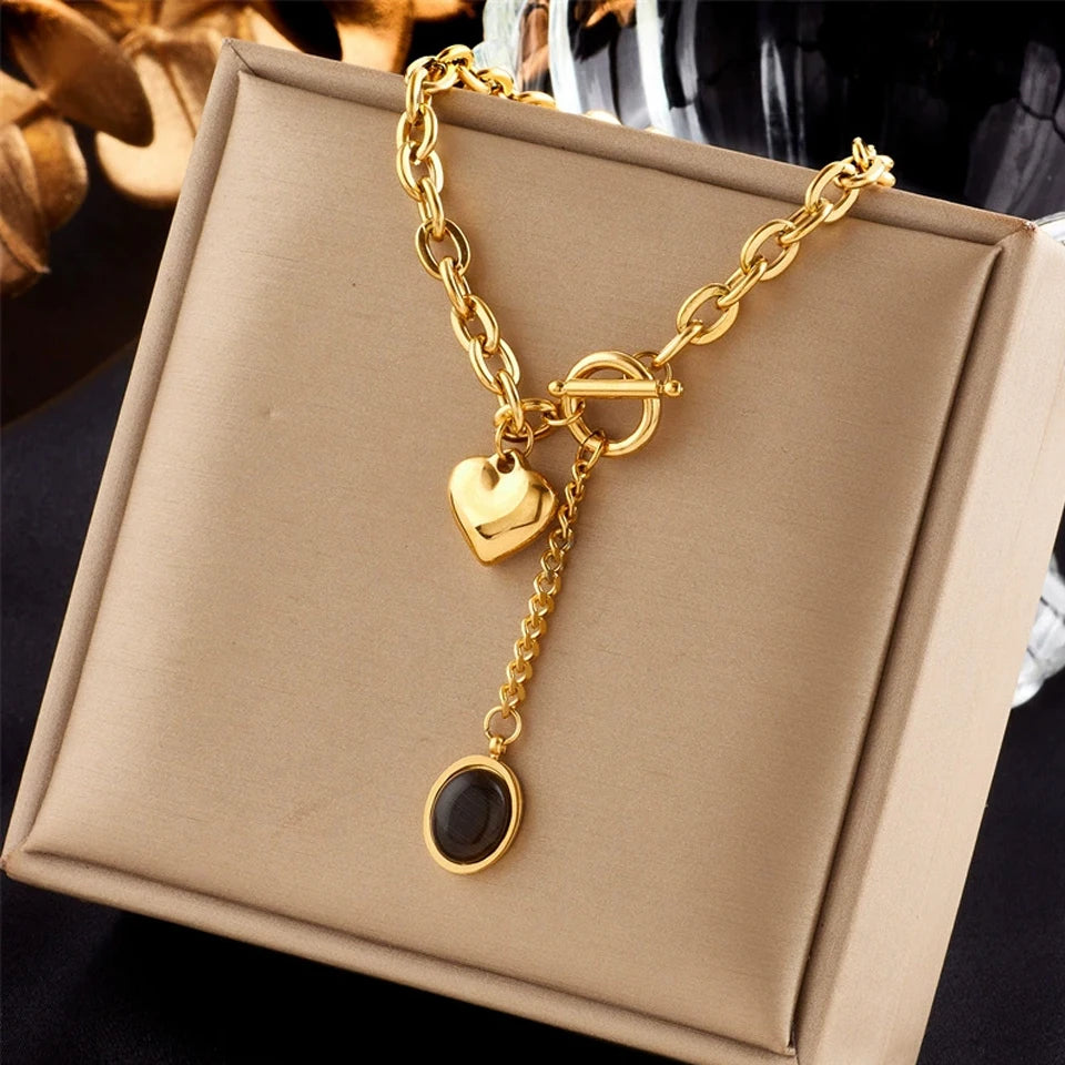 Heart Black Stone Pendant Necklace