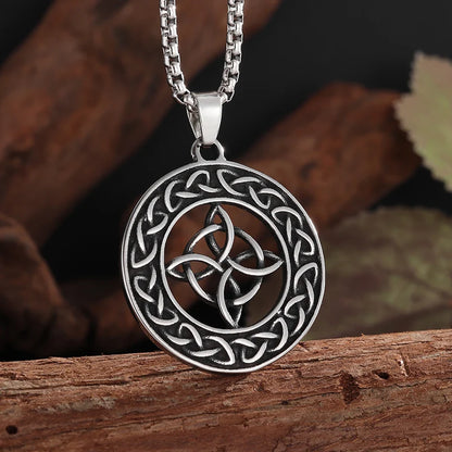 Retro Gothic Blue Evil Eye Protection Pendant Necklace for Men Boys Biker Amulets Punk Jewelry Gifts