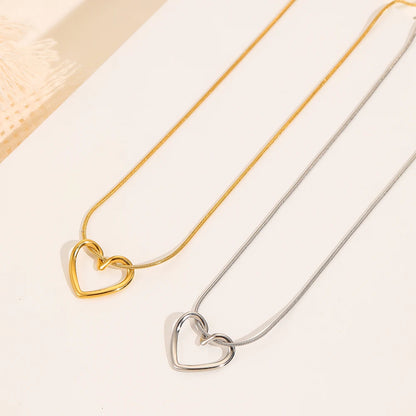 Twist Heart Pendant Necklace