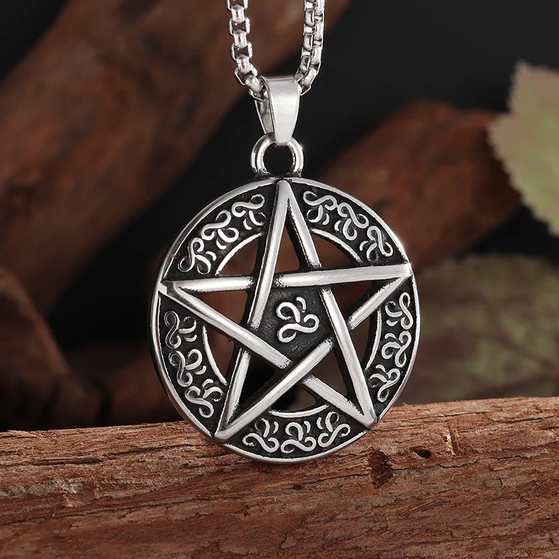 Retro Gothic Blue Evil Eye Protection Pendant Necklace for Men Boys Biker Amulets Punk Jewelry Gifts