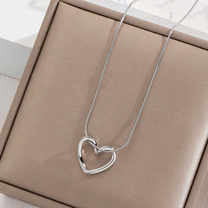 Twist Heart Pendant Necklace