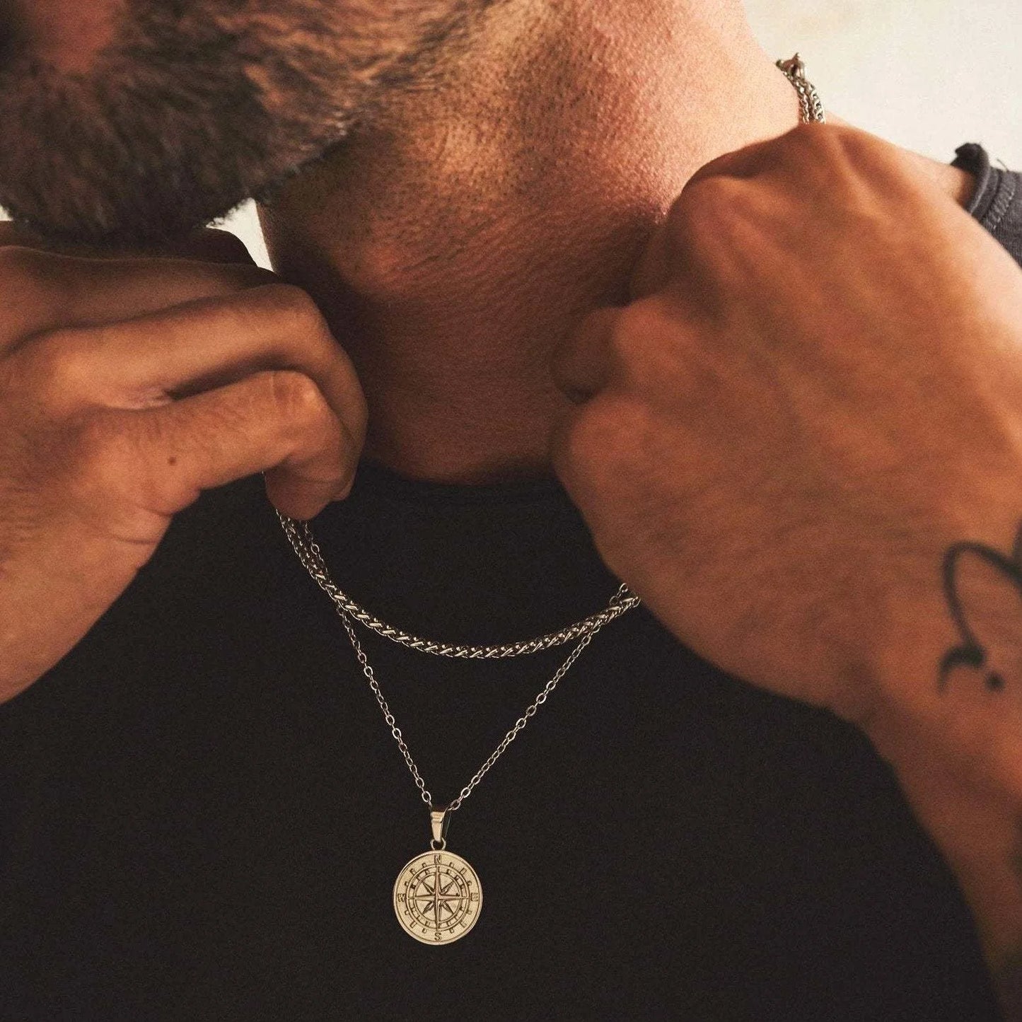 Vnox Compass Necklaces for Men, Layering Stacked Cuban Figaro Chain Necklaces, Casual Sailing Holiday Stainless Steel Boy Collar