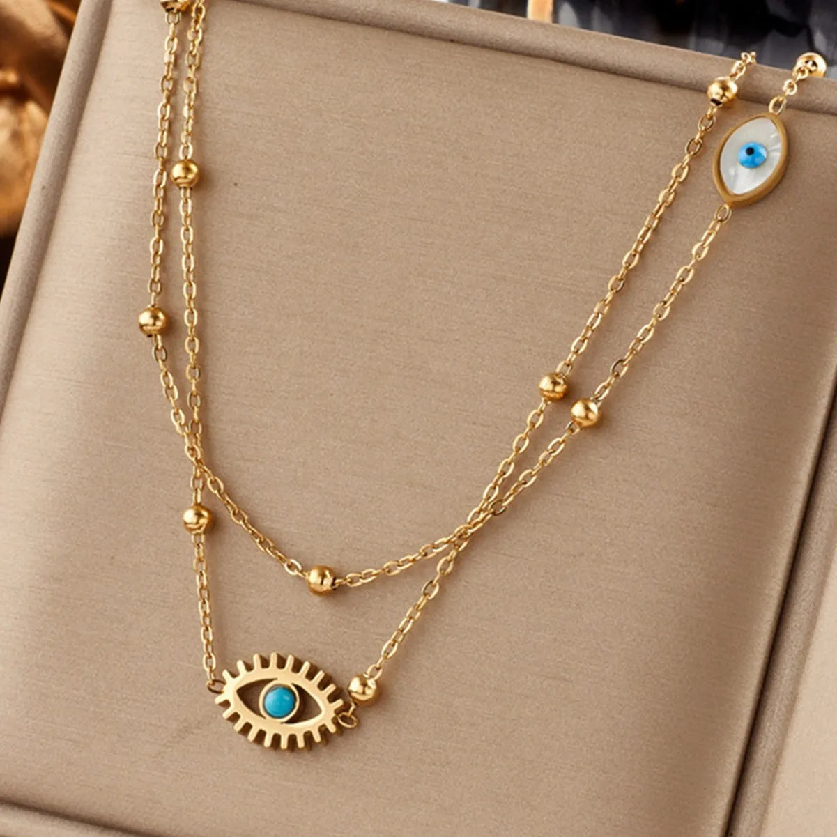 Retro Embossed Tulip Pendant Necklace